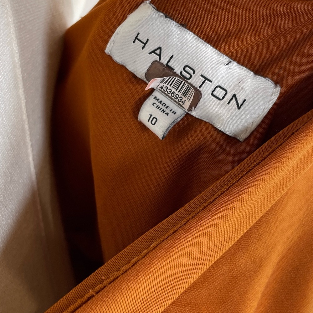 Halston Audrie Gown, 10 - Picture 4 of 13